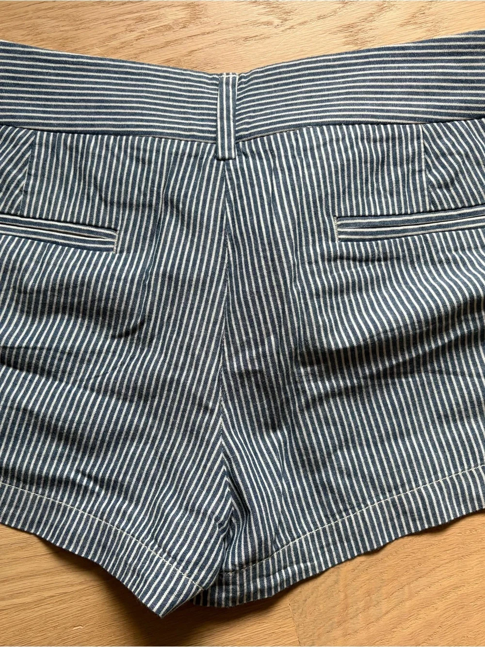 J. Crew Navy and White Pinstripe Shorts sz 2